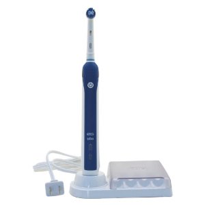 Review of Oral-B Professional Care 3000 Electric Toothbrush