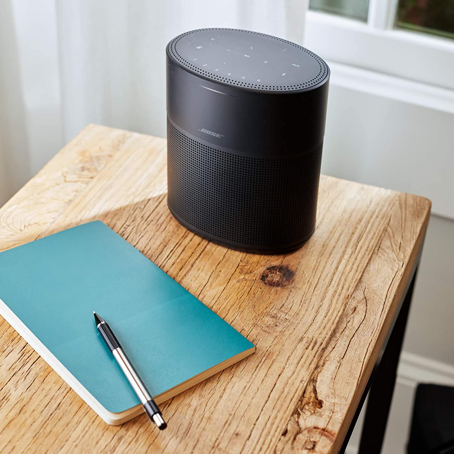 Bose Home Speaker 300, with Amazon Alexa Built-in, Black